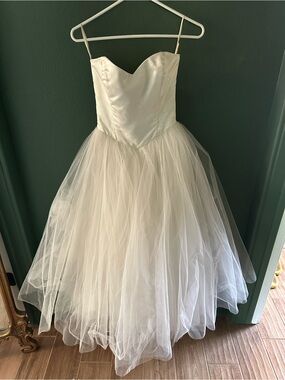 Ivory Tulle A-Line Strapless Dress